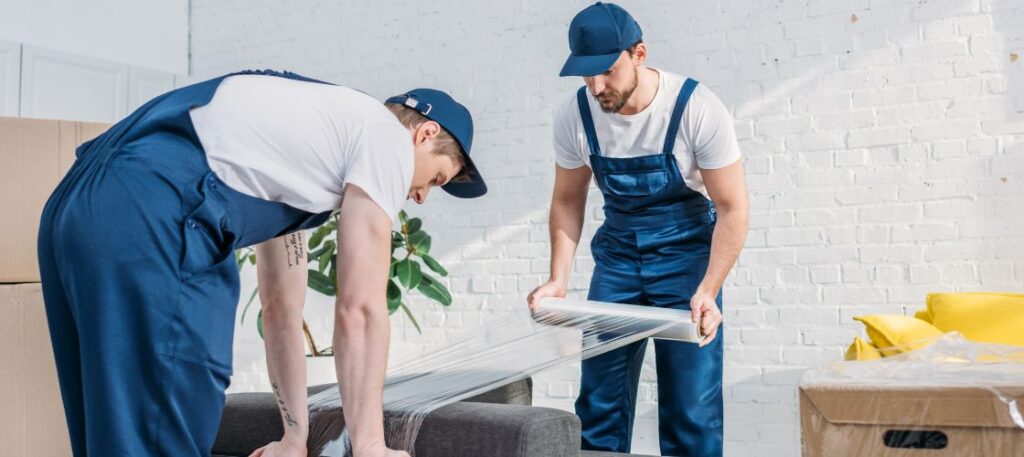 woningontruiming boekt